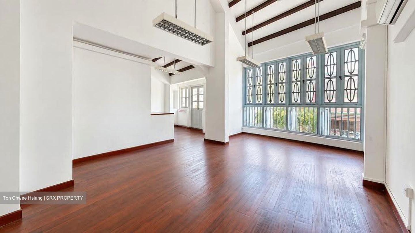 Clarke Quay MRT (D1), Office #629285671